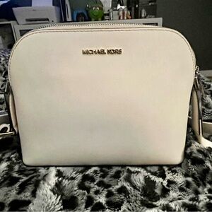 Michael Kors Crossbody white/cream